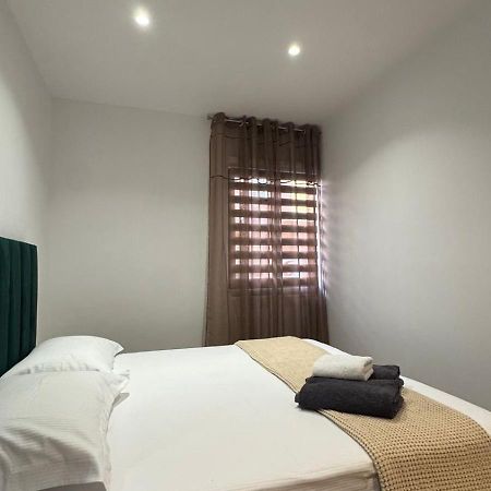 Host Elios Tirana Apartment Exterior photo